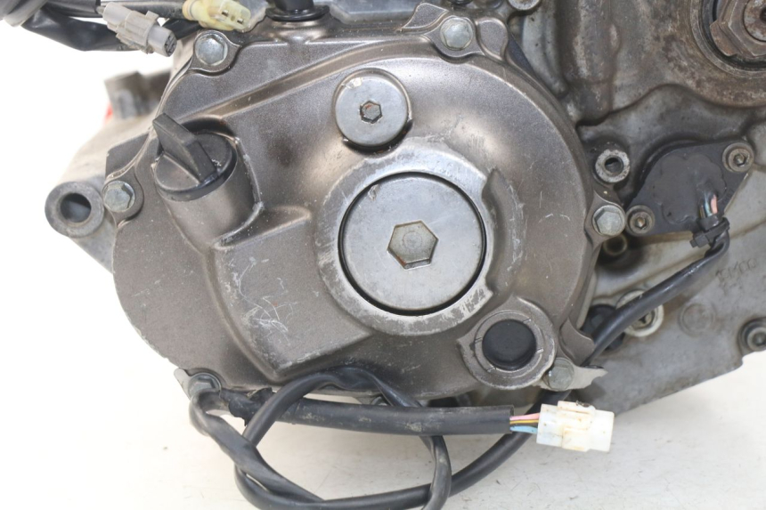 photo de MOTEUR YAMAHA YZ-F YZF 250 (2014 - 2018) - Angle alternatif