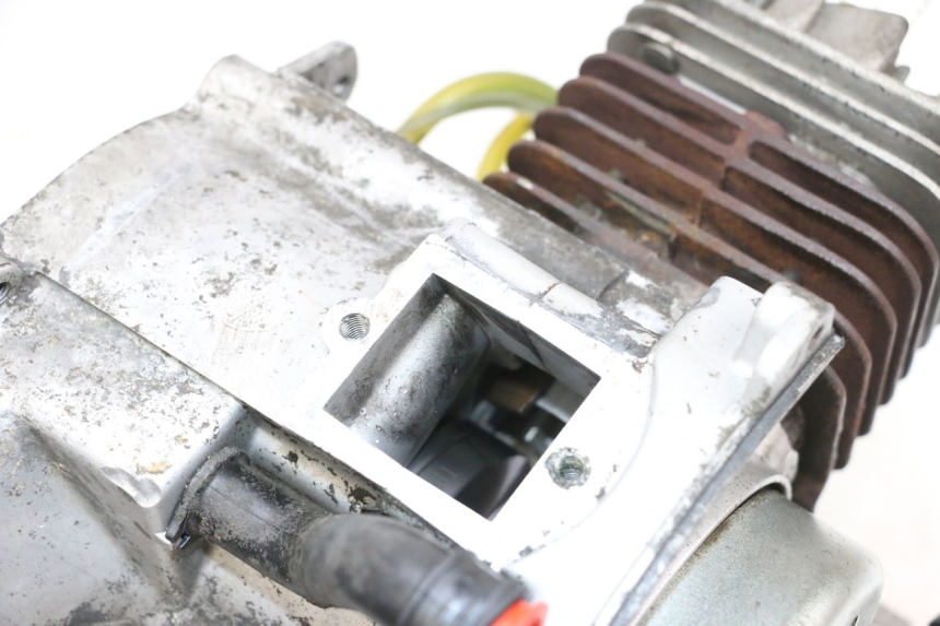 photo de MOTEUR PIAGGIO ZIP 2T 50 (2009 - 2019) - Autre angle de vue