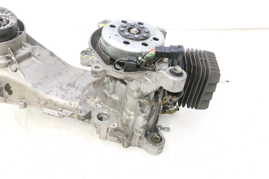 photo de MOTEUR PIAGGIO ZIP 2T 50 (2009 - 2019) - Détail de la pièce