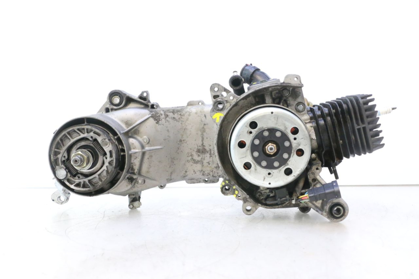 photo de MOTEUR PIAGGIO ZIP 2T 50 (2009 - 2019) - Gros plan technique