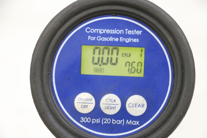 photo de MOTEUR PIAGGIO ZIP 4T 50 (2018 - 2020) - Inspection visuelle