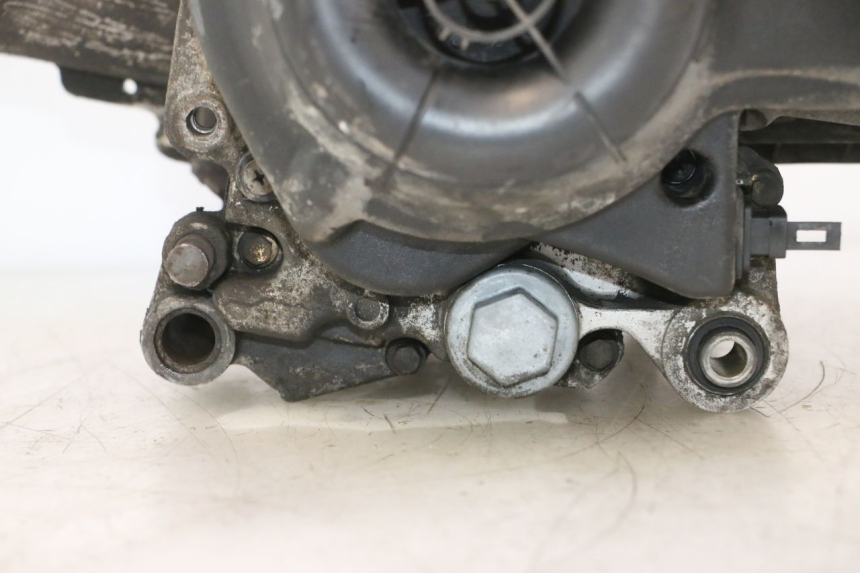 photo de MOTEUR PIAGGIO ZIP 4T 50 (2006 - 2017) - Aperçu profil