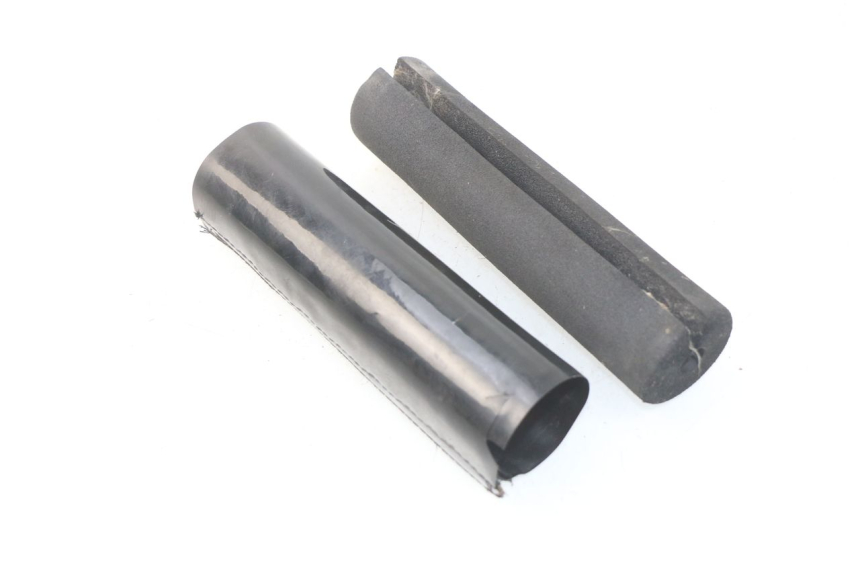 photo de MOUSSE DE GUIDON LIFAN DIRTBIKE 50 - Gros plan technique