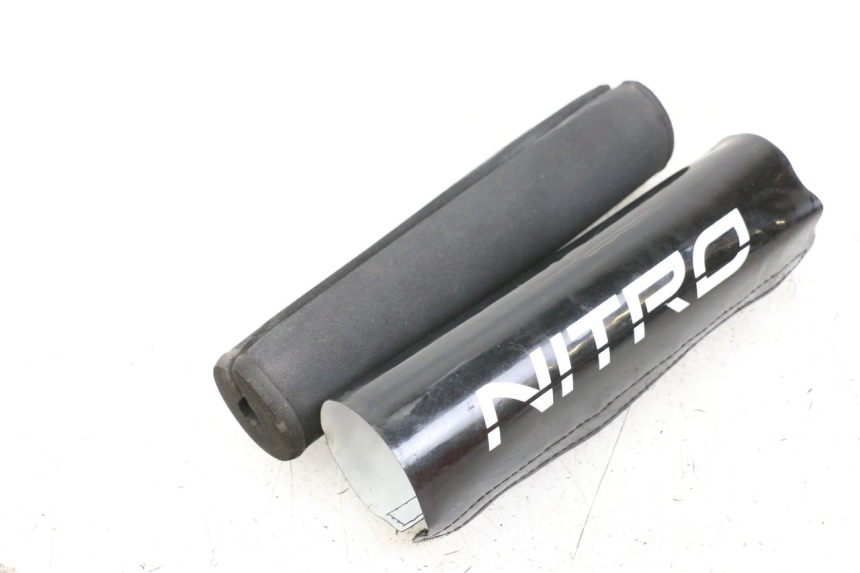 photo de MOUSSE DE GUIDON NITRO MOTORS THUNDER 125 - Zoom état d’usage