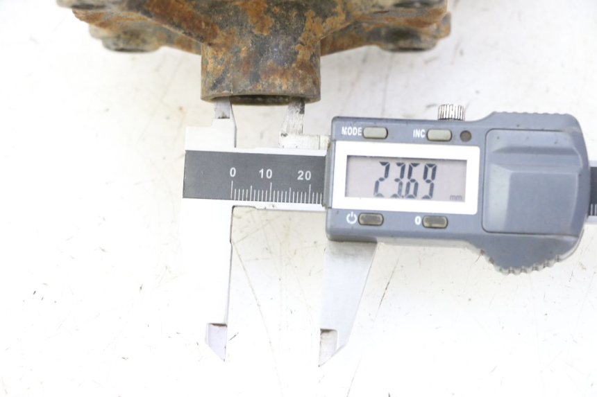 photo de MOYEU ROUE ARRIERE KEROX BAZOOKA 110 - Zoom état d’usage