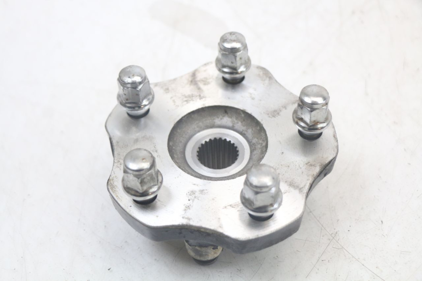 photo de MOYEU ROUE ARRIERE SYM FIDDLE 3 III 125 (2014 - 2020) - Gros plan technique