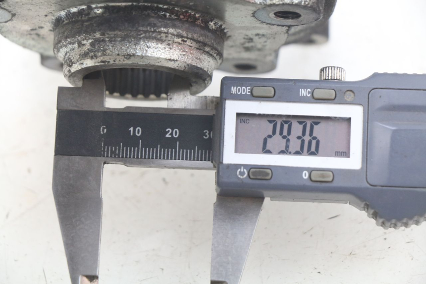 photo de MOYEU ROUE ARRIERE PEUGEOT GEOPOLIS 400 (2007 - 2013) - Détail de la pièce