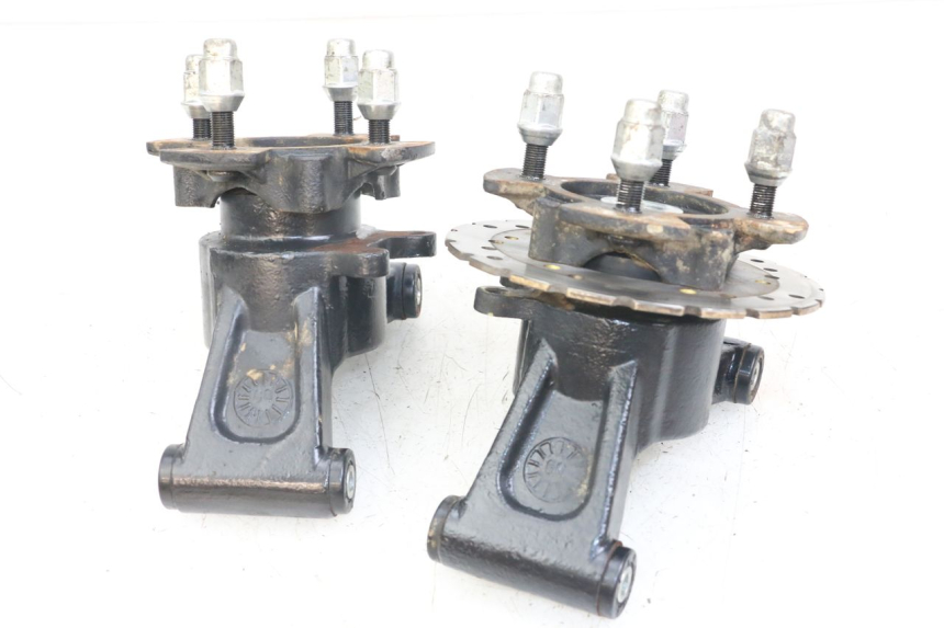 photo de MOYEU ROUE ARRIERE HYTRACK HY S 4X4 410 (2013 - 2016) - Vue rapprochée