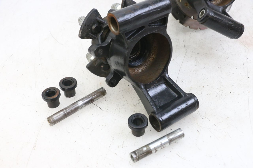 photo de MOYEU ROUE ARRIERE HYTRACK HY S 4X4 410 (2013 - 2016) - Gros plan technique