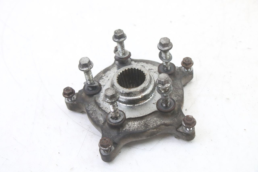 photo de MOYEU ROUE ARRIERE PIAGGIO MP3 LT 400 (2007 - 2012) - Gros plan technique