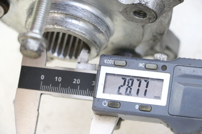 photo de MOYEU ROUE ARRIERE PIAGGIO MP3 500 (2014 - 2017) - Détail de la pièce