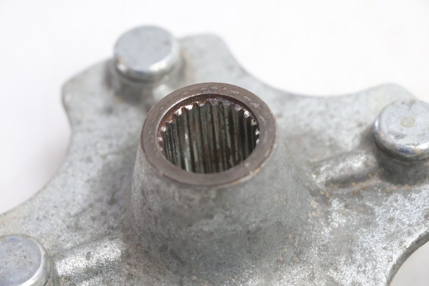 photo de MOYEU ROUE ARRIERE KYMCO MXU R 250 (2004 - 2010) - Points de fixation