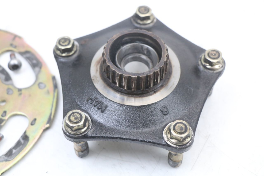 photo de MOYEU ROUE ARRIERE HONDA NTV DEAUVILLE 650 (1998 - 2001) - Vue d’ensemble