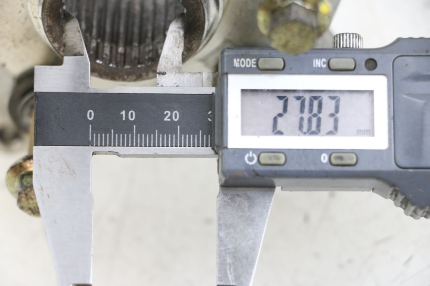 photo de MOYEU ROUE ARRIERE PIAGGIO BEVERLY 125 (1998 - 2005) - Détail de la pièce