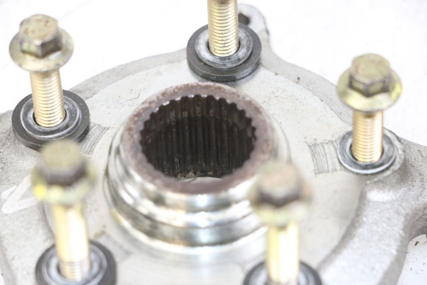 photo de MOYEU ROUE ARRIERE PIAGGIO BEVERLY 125 (1998 - 2005) - Autre angle de vue