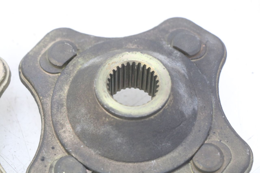 photo de MOYEU ROUE ARRIERE SPY RACING F3 350 (2015 - 2022) - Autre angle de vue