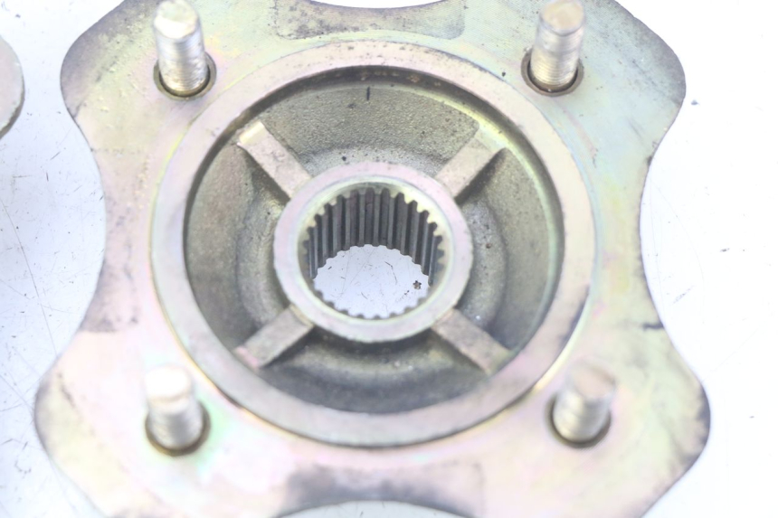 photo de MOYEU ROUE ARRIERE SPY RACING F3 350 (2015 - 2022) - Points de fixation