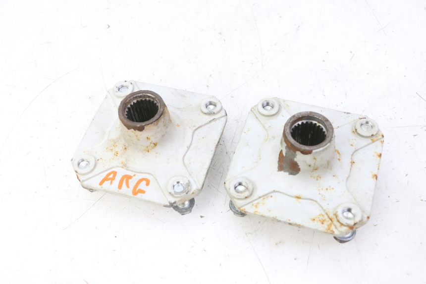 photo de MOYEU ROUE ARRIERE HYTRACK S 150 (2003 - 2011) - Autre angle de vue