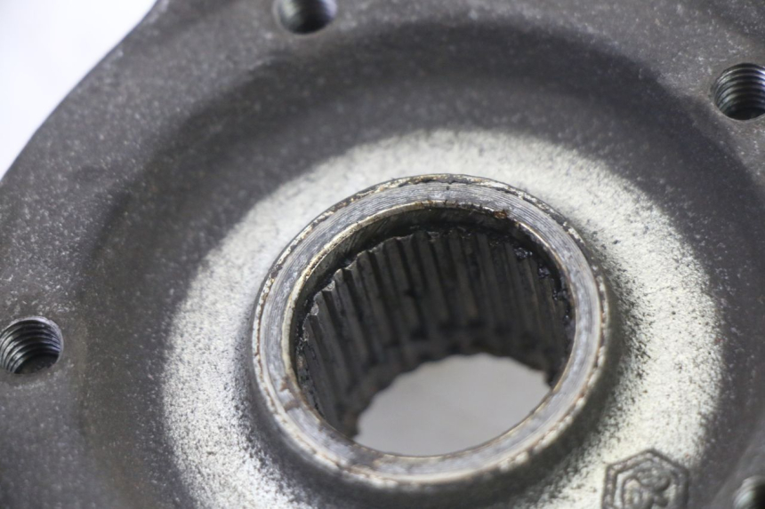 photo de MOYEU ROUE ARRIERE PEUGEOT SATELIS 250 (2006 - 2012) - Points de fixation