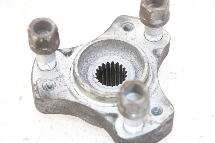 photo de MOYEU ROUE ARRIERE PEUGEOT SATELIS 125 (2006 - 2009) - Points de fixation