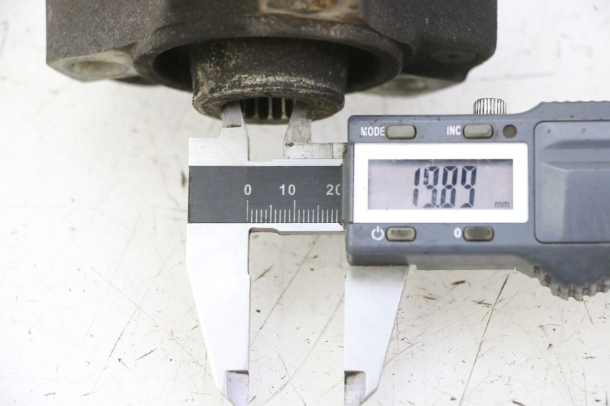 photo de MOYEU ROUE ARRIERE PEUGEOT SATELIS 125 (2006 - 2009) - Zoom état d’usage