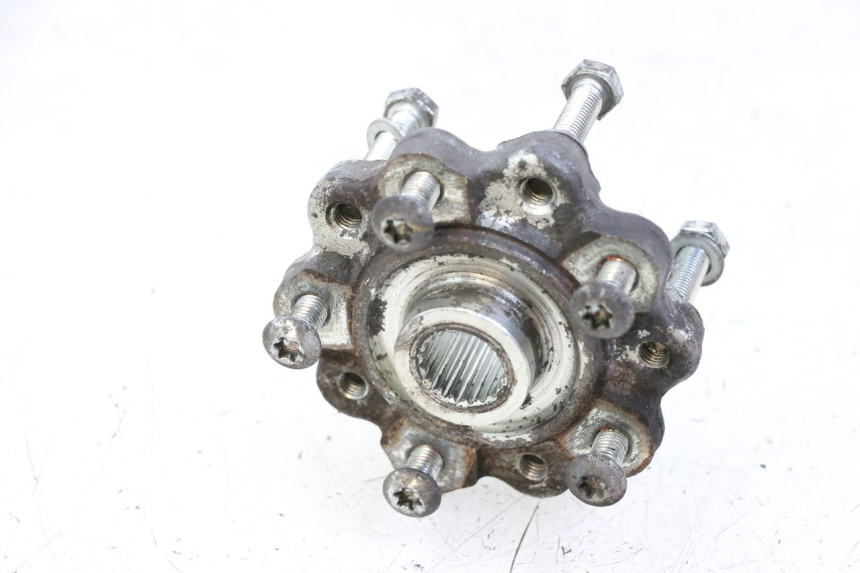 photo de MOYEU ROUE ARRIERE PEUGEOT SPEEDFIGHT 4 2T 50 (2015 - 2019) - Autre angle de vue