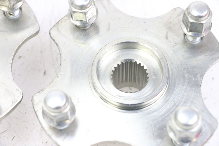 photo de MOYEU ROUE ARRIERE HYTRACK ST 170 (2020 - 2024) - État de surface