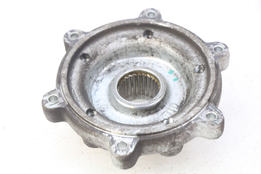 photo de MOYEU ROUE ARRIERE PIAGGIO VESPA GTS IGET ABS 125 (2017 - 2023) - Détail de la pièce