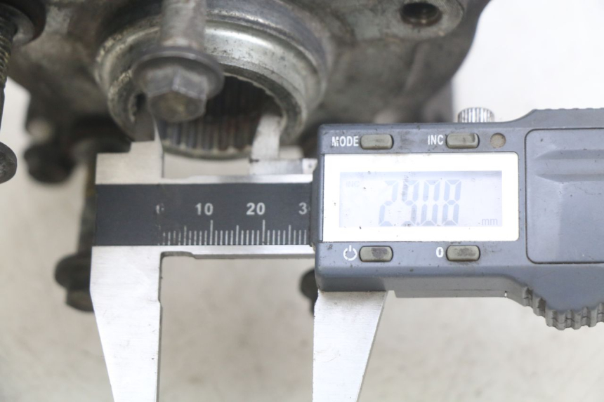 photo de MOYEU ROUE ARRIERE PIAGGIO X9 EVOLUTION 125 (2003 - 2007) - Détail de la pièce