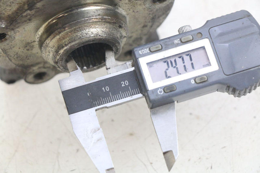 photo de MOYEU ROUE ARRIERE PIAGGIO X9 125 (2000 - 2003) - Détail de la pièce