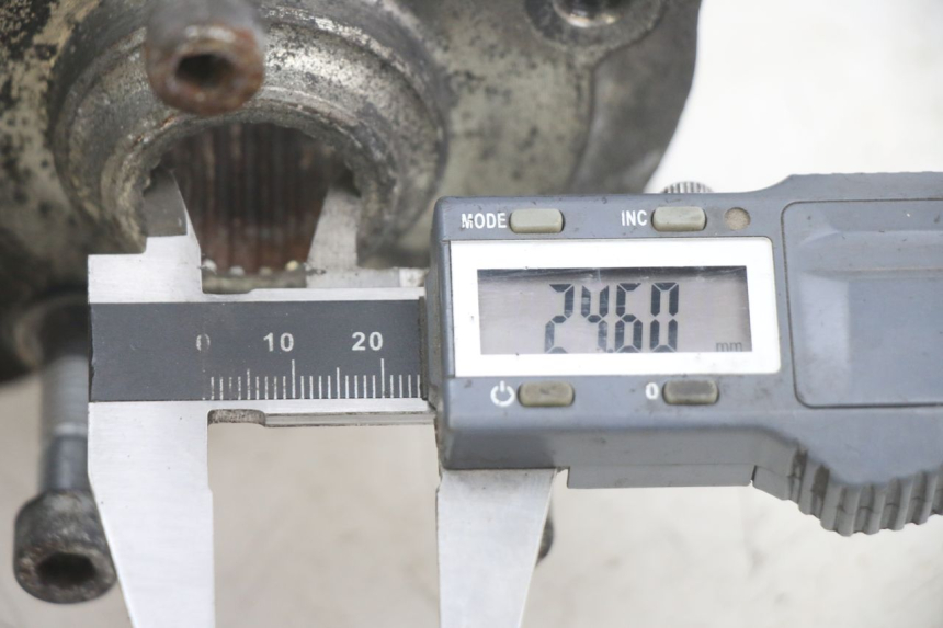 photo de MOYEU ROUE ARRIERE PIAGGIO X9 125 (2000 - 2003) - Détail de la pièce