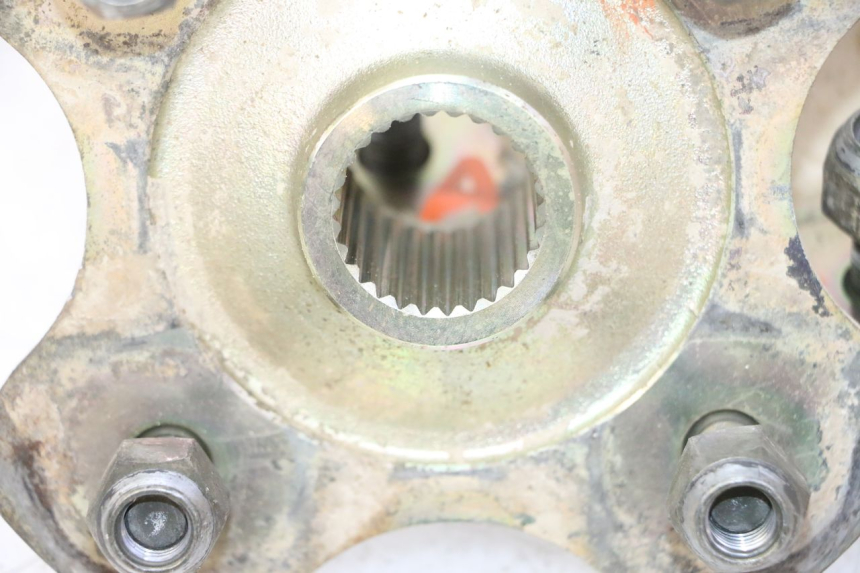 photo de MOYEU ROUE ARRIERE YAMAHA YFM BRUIN 350 (2003 - 2009) - Gros plan technique