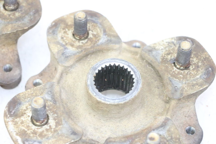 photo de MOYEU ROUE ARRIERE YAMAHA YFM GRIZZLY 550 (2008 - 2015) - Vue d’ensemble