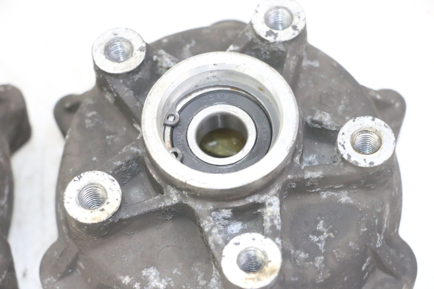 photo de MOYEU ROUE AVANT PIAGGIO IE MP3 YOURBAN 300 (2011 - 2016) - Gros plan technique