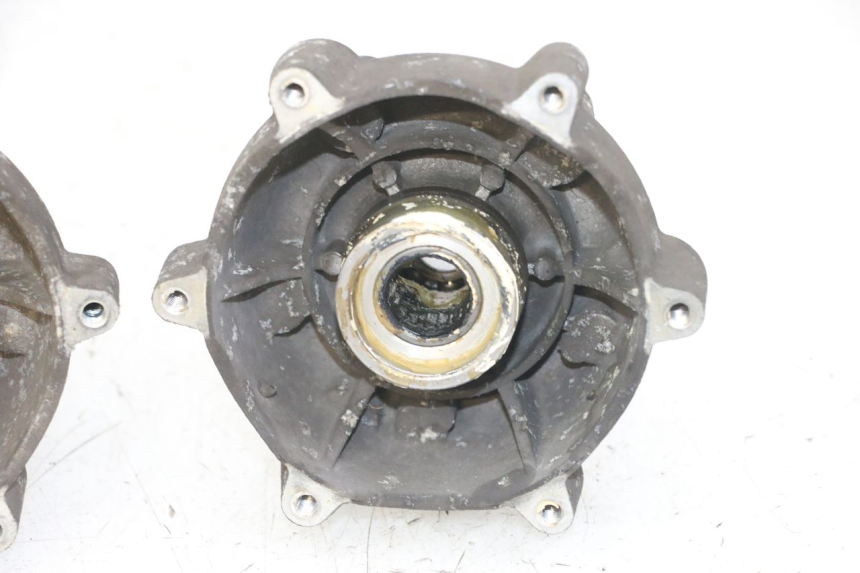 photo de MOYEU ROUE AVANT PIAGGIO IE MP3 YOURBAN 300 (2011 - 2016) - Points de fixation