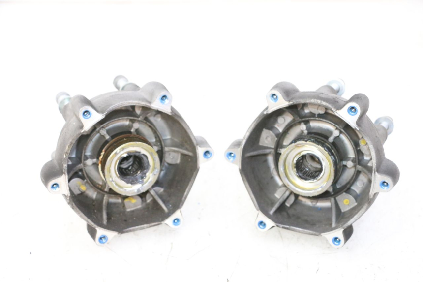 photo de MOYEU ROUE AVANT PIAGGIO MP3 HPE 310 (2024 - 2025) - Vue principale