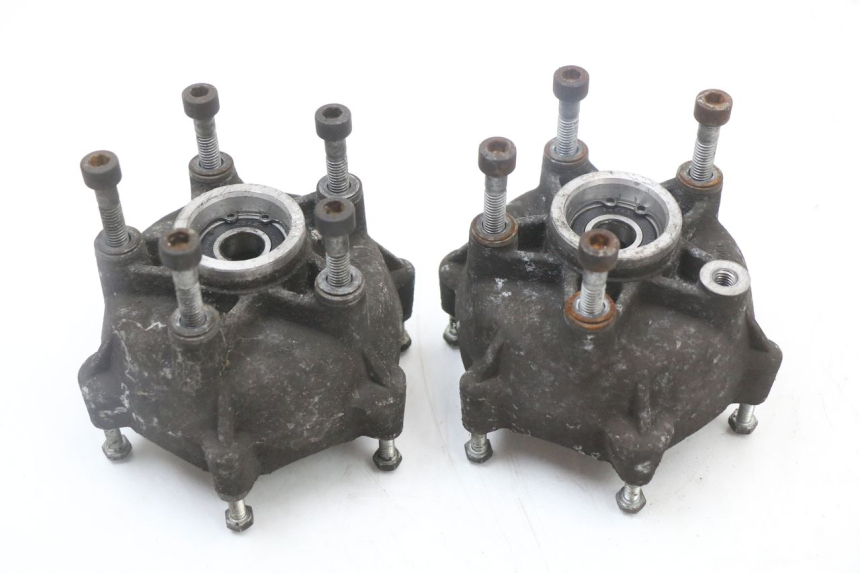 photo de MOYEU ROUE AVANT PIAGGIO MP3 125 (2006 - 2014) - Vue principale