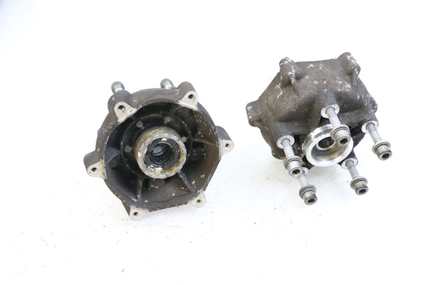 photo de MOYEU ROUE AVANT PIAGGIO MP3 125 (2006 - 2014) - Autre angle de vue