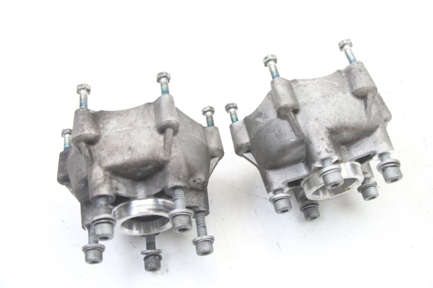 photo de MOYEU ROUE AVANT PIAGGIO MP3 500 (2014 - 2017) - Autre angle de vue