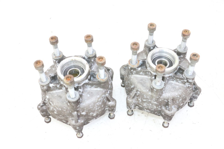 photo de MOYEU ROUE AVANT PIAGGIO MP3 RL 250 (2006 - 2010) - Vue d’ensemble