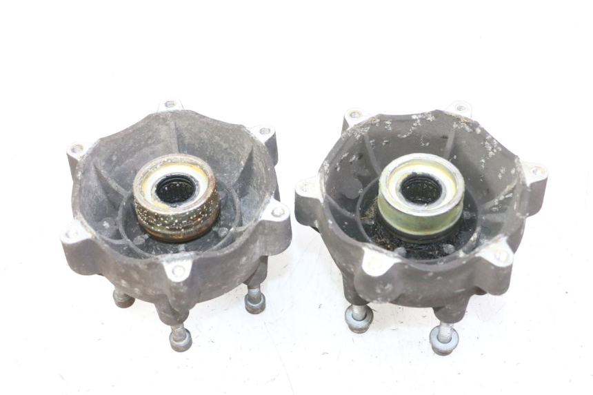 photo de MOYEU ROUE AVANT PIAGGIO MP3 RL 250 (2006 - 2010) - Détail de la pièce