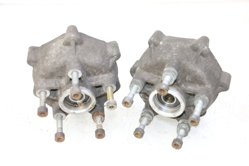 photo de MOYEU ROUE AVANT PIAGGIO MP3 RL 250 (2006 - 2010) - Autre angle de vue