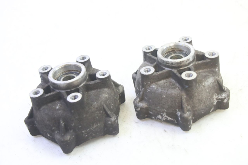 photo de MOYEU ROUE AVANT PIAGGIO MP3 RL 250 (2006 - 2010) - Autre angle de vue