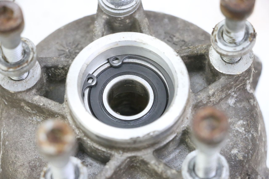 photo de MOYEU ROUE AVANT PIAGGIO MP3 LT 400 (2007 - 2012) - Autre angle de vue