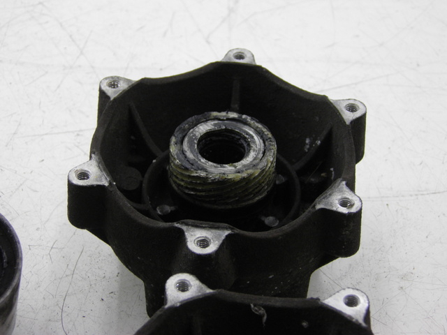 photo de MOYEU ROUE AVANT PIAGGIO MP3 RL 125 (2006 - 2014) - Zoom état d’usage