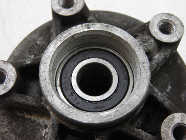 photo de MOYEU ROUE AVANT PIAGGIO MP3 RL 125 (2006 - 2014) - Détail de la pièce