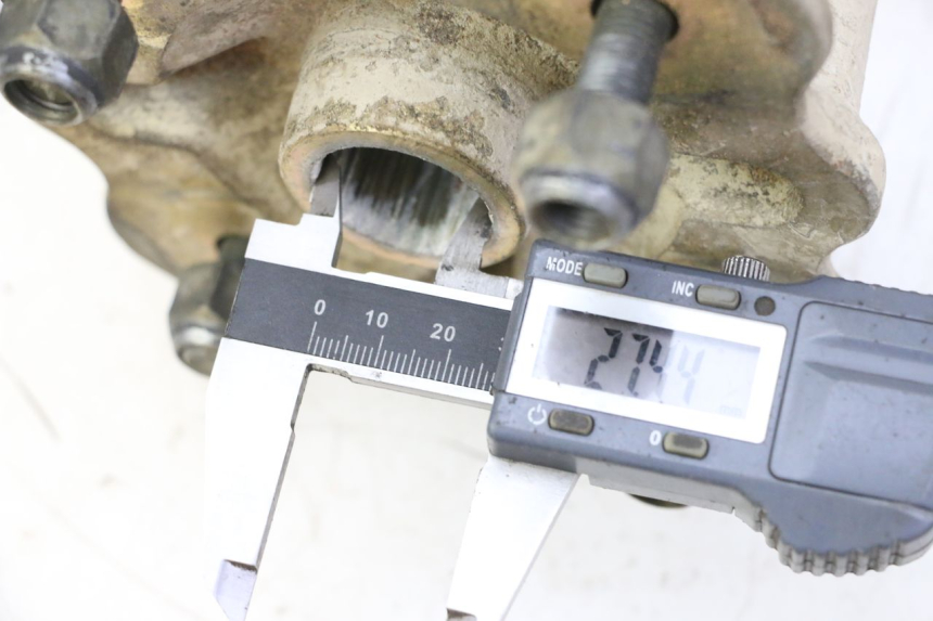 photo de MOYEU ROUE AVANT YAMAHA YFM BRUIN 350 (2003 - 2009) - Détail de la pièce