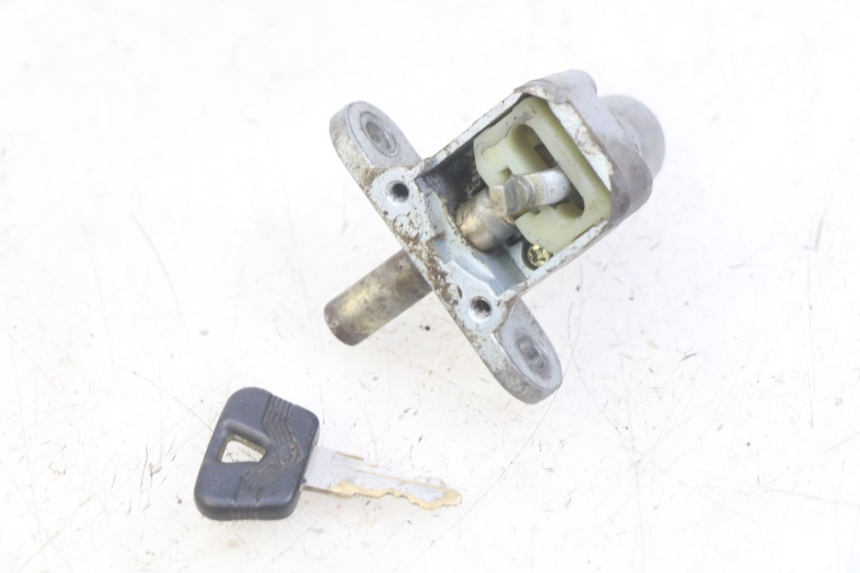 photo de NEIMAN MBK BOOSTER SPIRIT 50 (1999 - 2003) - Gros plan technique