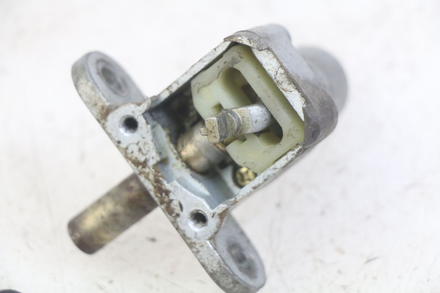 photo de NEIMAN MBK BOOSTER SPIRIT 50 (1999 - 2003) - Vue d’ensemble