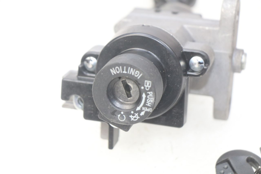 photo de NEIMAN PEUGEOT KISBEE 2T 50 (2010 - 2017) - Points de fixation